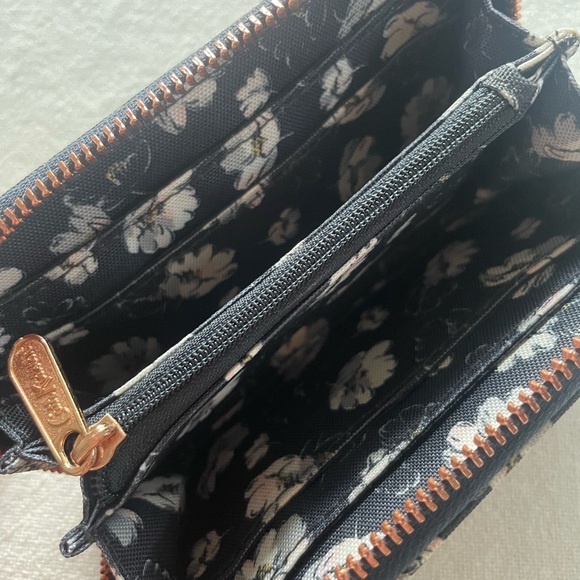 Cath Kidston Floral Zippered Fabric Wallet - Picture 4 of 8